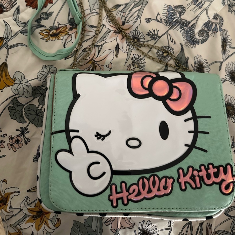 Hello kitty purse